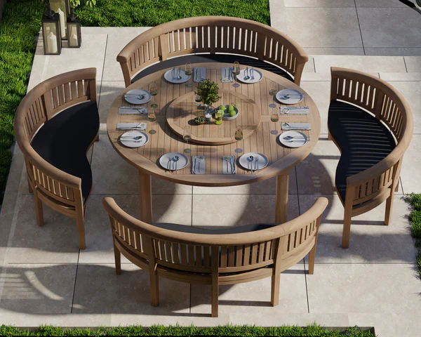 Seasonal Decor Trends: Updating Your Outdoor Space for All Seasons 