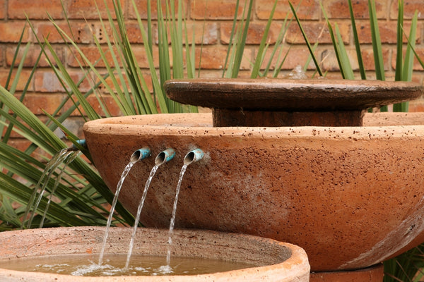 How to Incorporate Water Features into Your Garden Furniture-Luxus Home Garden