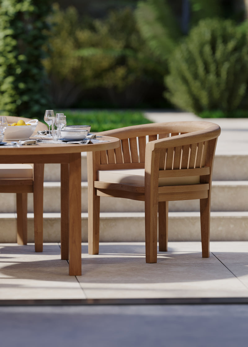 Luxor 150cm Maximus Round Table Table, 4cm Top (6 San Francisco Chairs) Cushions included.